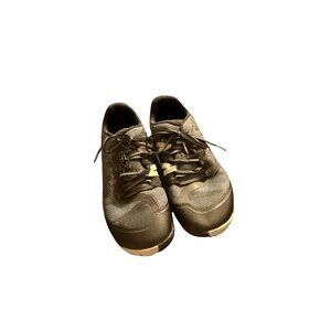 Merrell Minimalist Trail Glove Shoes Barefoot Design Womens size 9